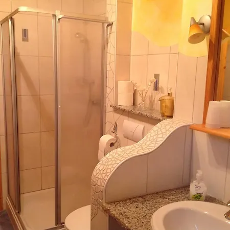 Apartment Holzbildhauerei Kammerer *